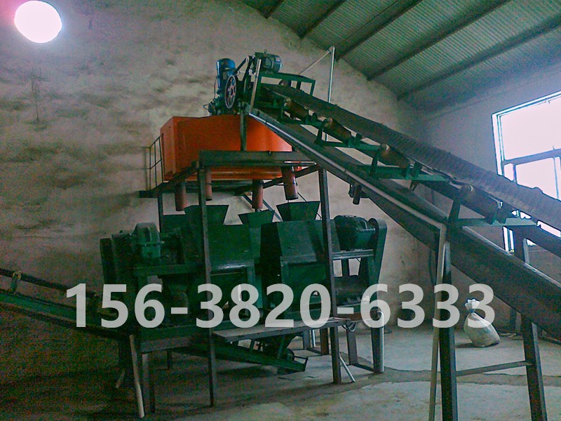 復(fù)合肥對(duì)輥擠壓造粒生產(chǎn)線(xiàn)